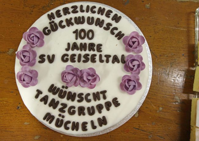 Eine schöne Feier zum 100. Geburtstag