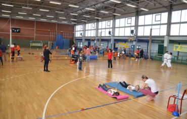 Im Parcours beim Sport- und Familientag des SV Geiseltal 2019