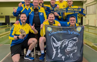 Enges Spiel bringt Tabellenführung – Mücheln erkämpft Sieg in Berlin